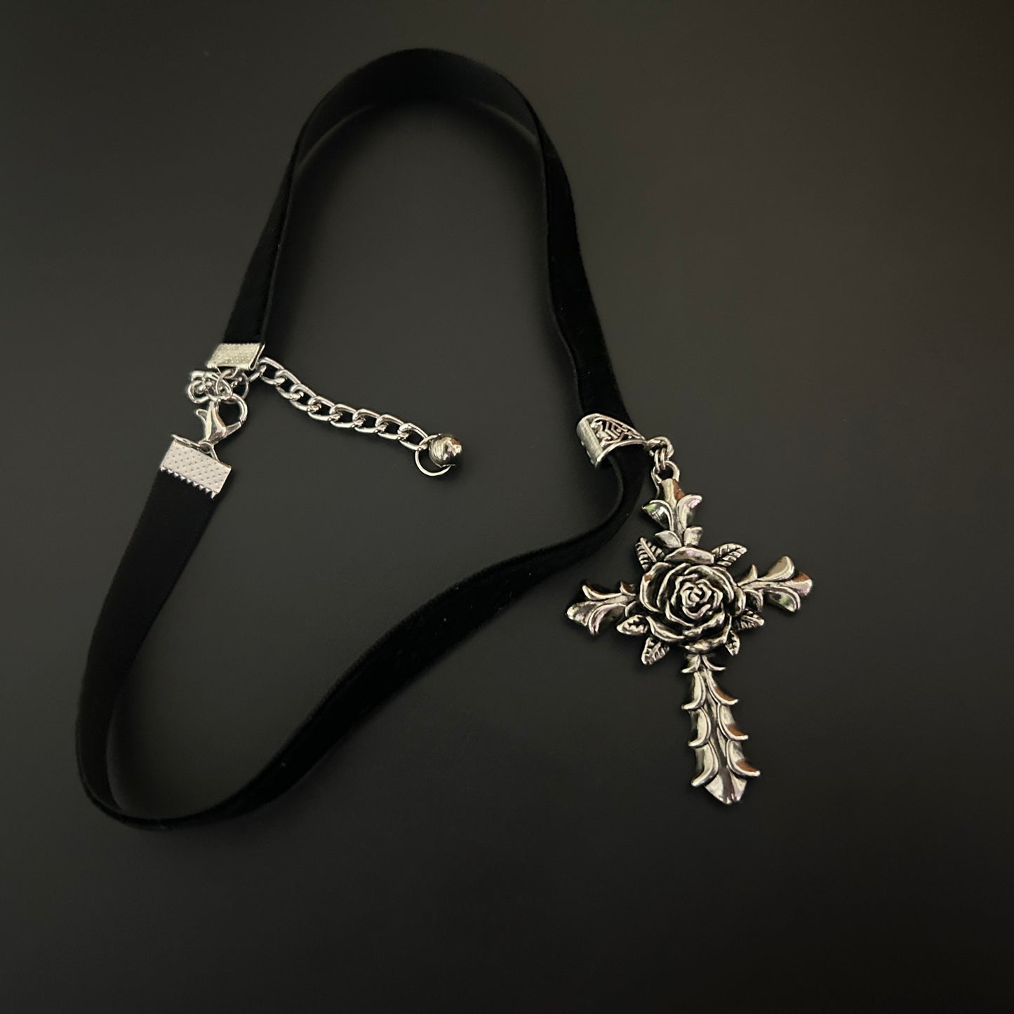 Intricate Cross Rose Pendant close up, size adjustable velvet choker necklace. Shop Gothic Jewelry in India for hypoallergenic skin