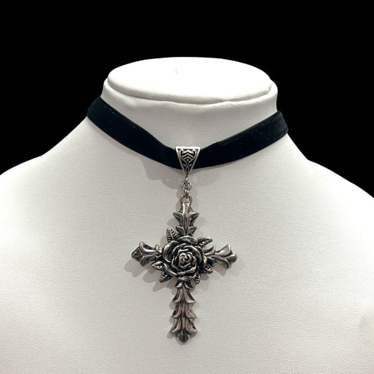 Gothic choker with oxidized silver rose cross pendant.  Hand-stitched and hand-cut black velvet for sensitive skin. Perfect for lovers of alt and grunge fashion 