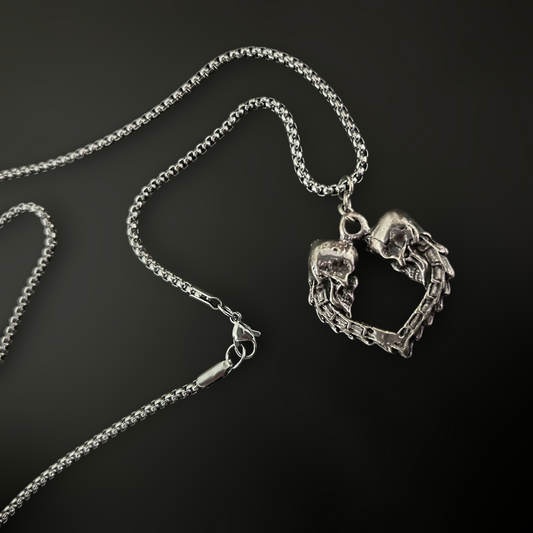 Oxidized skull heart pendant - unisex gothic jewelry and accessories by Phantom Cat India. Perfect for punk, alt and grunge fashion enthusiasts. 