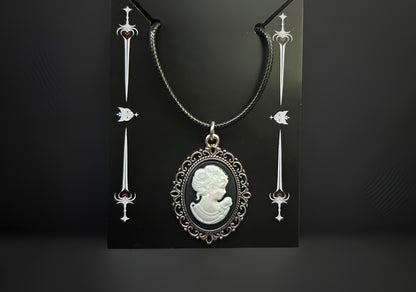 Shop fantasy-inspired gothic collar displayed on bust - for alt and grunge fashion lovers across India. Perfect for Victorian cosplay, occult styling, or witchy nightwear. 