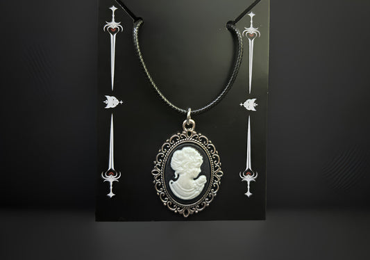 Shop fantasy-inspired gothic collar displayed on bust - for alt and grunge fashion lovers across India. Perfect for Victorian cosplay, occult styling, or witchy nightwear. 